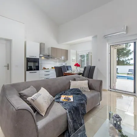 Villa Shaula 1 By Guide