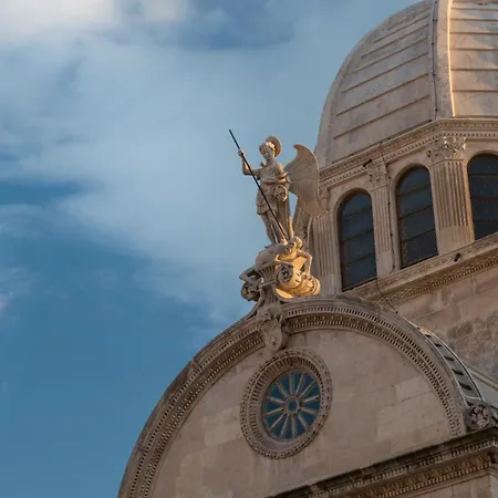 Shaula 1 By Guide 别墅 *