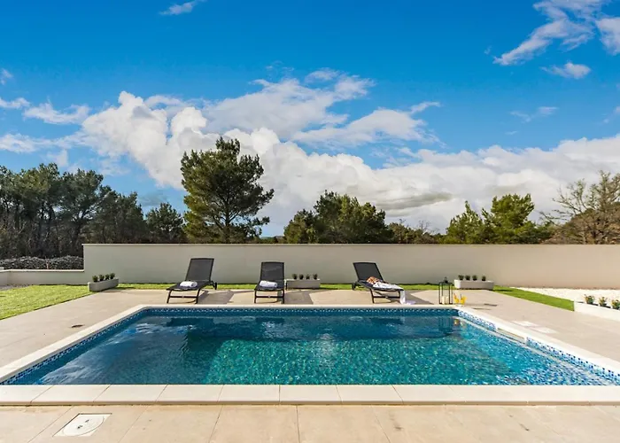 Shaula 1 By Guide Villa Šibenik