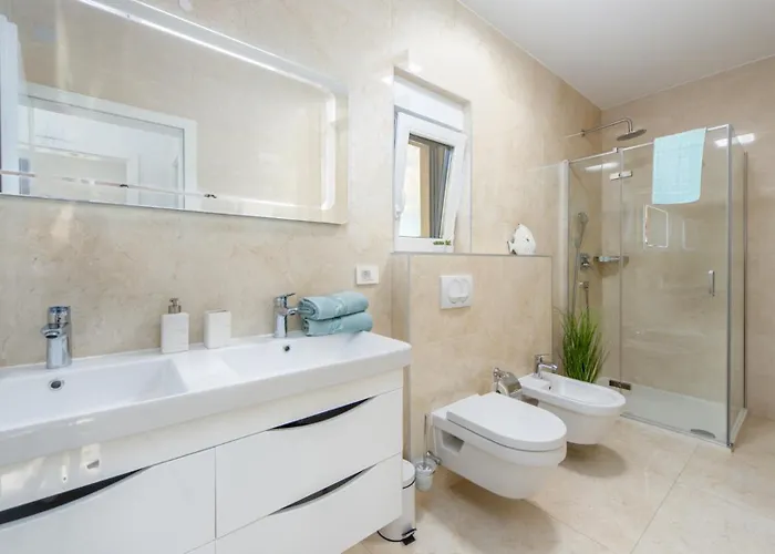 Villa Shaula 1 By Guide Šibenik