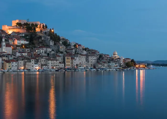 Shaula 1 By Guide * 希贝尼克